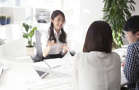 まずは無料で屋根塗装のお見積もりを行います | 塩尻市で外壁塗装を行うなら株式会社ATSUSHI塗装