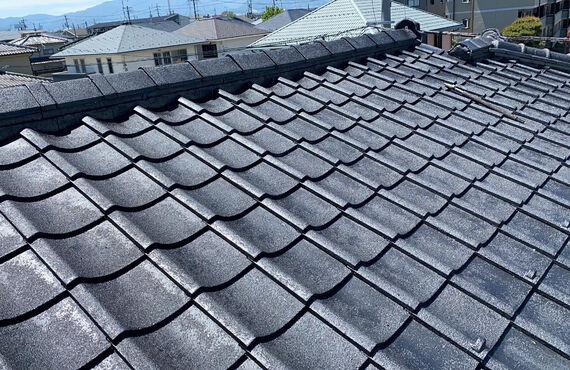松本市で瓦の塗り替えをお考えの方は弊社まで‼　〔株式会社ATSUSHI塗装〕